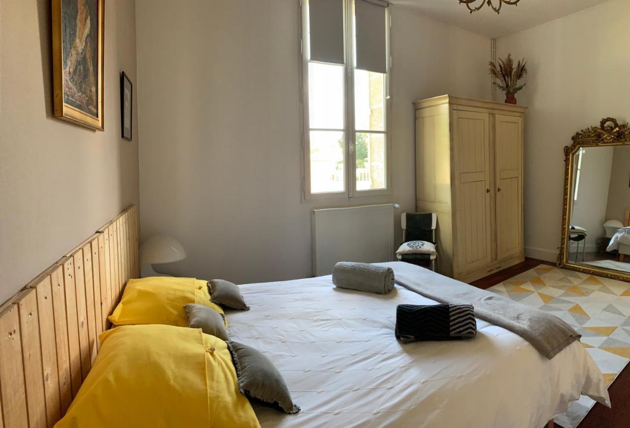 Suite Privative Abella - Aile De Maison Bourgeoise Ambares-et-Lagrave Exterior photo