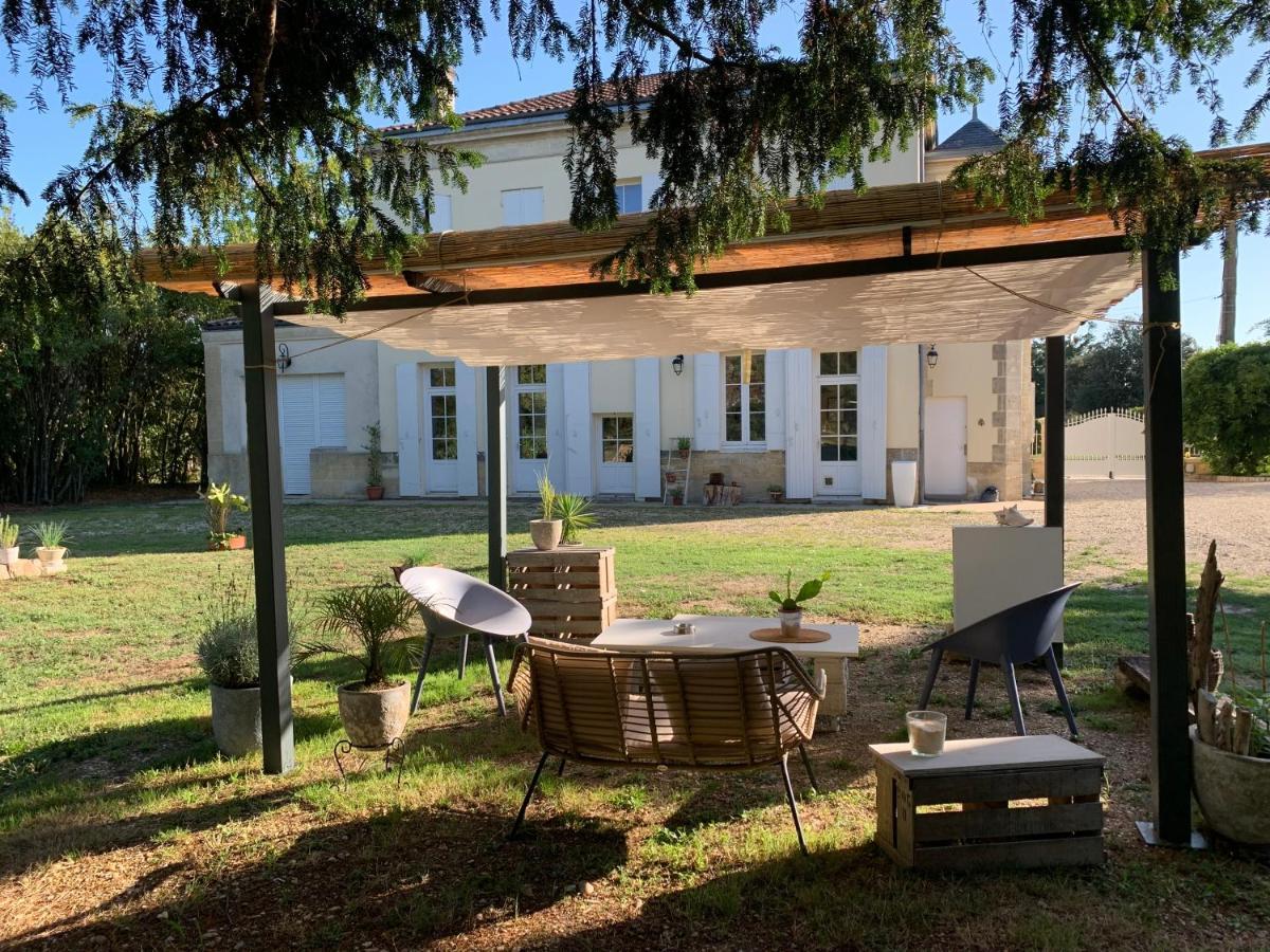 Suite Privative Abella - Aile De Maison Bourgeoise Ambares-et-Lagrave Exterior photo